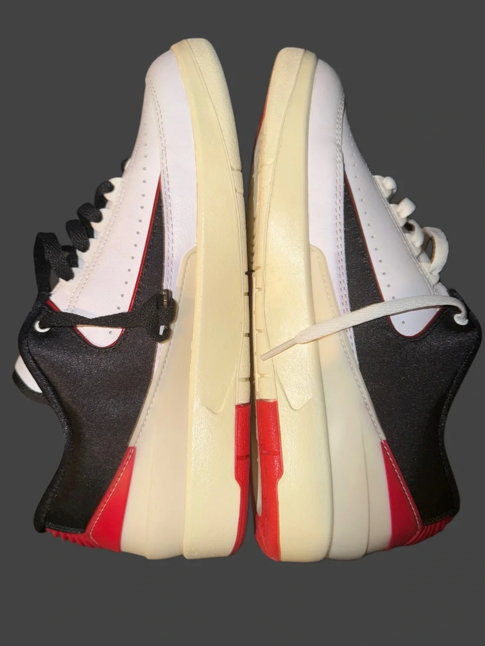 Air Jordan 2 Low – White/Black/Red